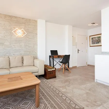 Torre Bona - Seafront, 10 Meters From The Beach! *